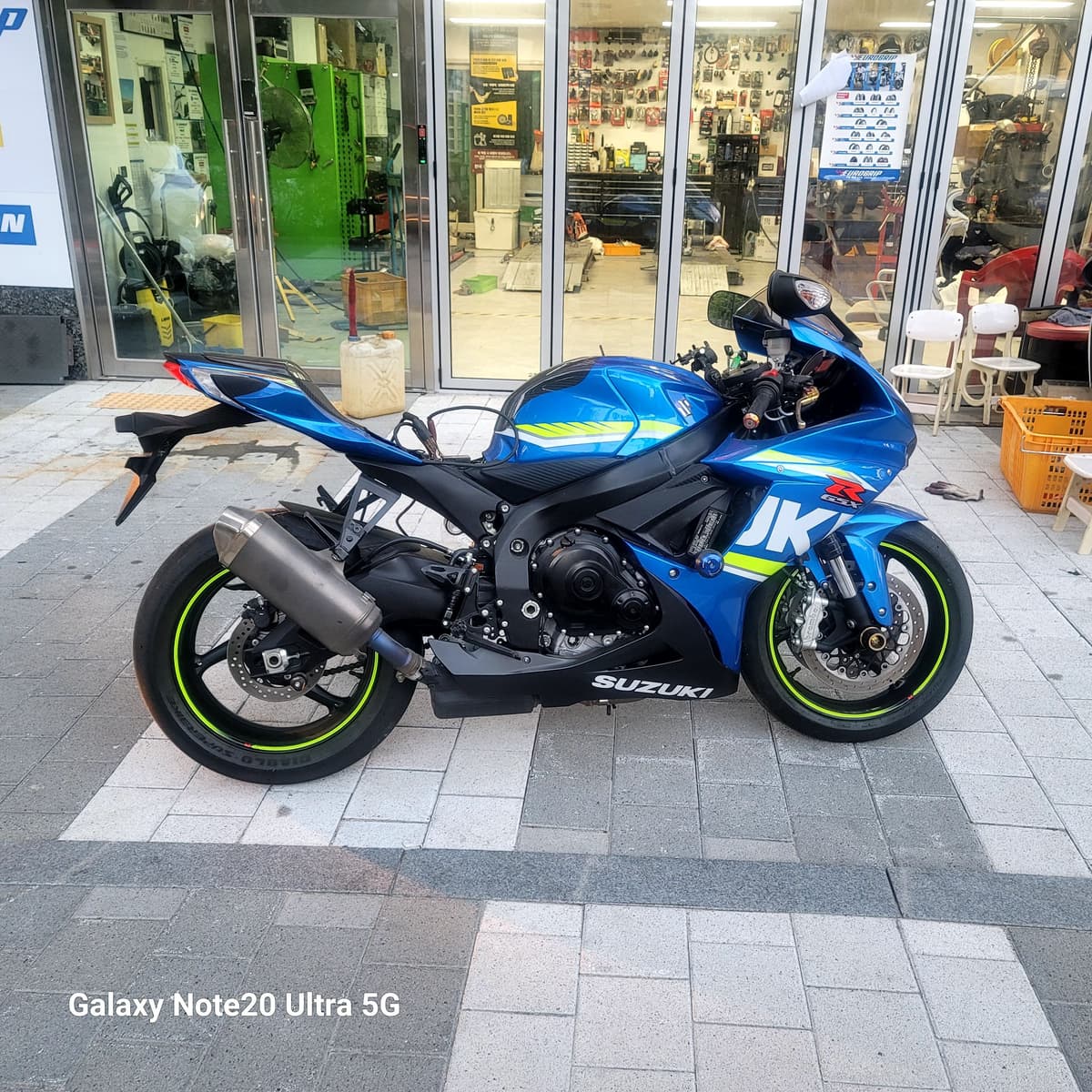 스즈키 GSX R 600 1