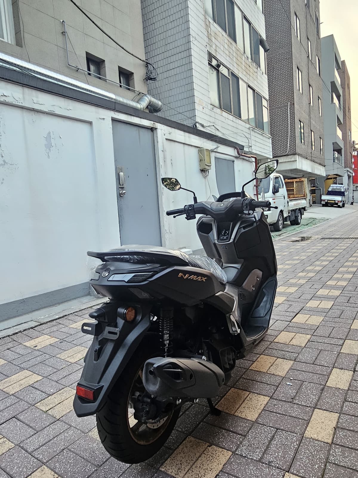 야마하 NMAX 155 3