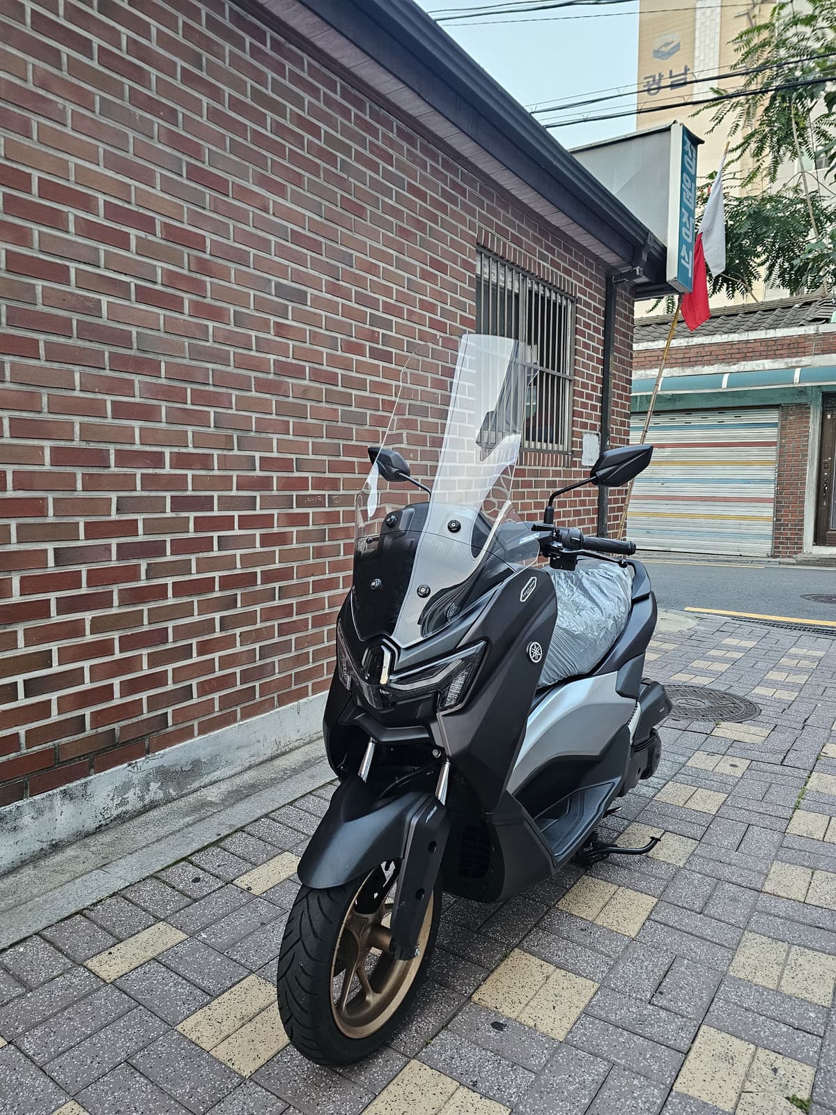 야마하 NMAX 155 5