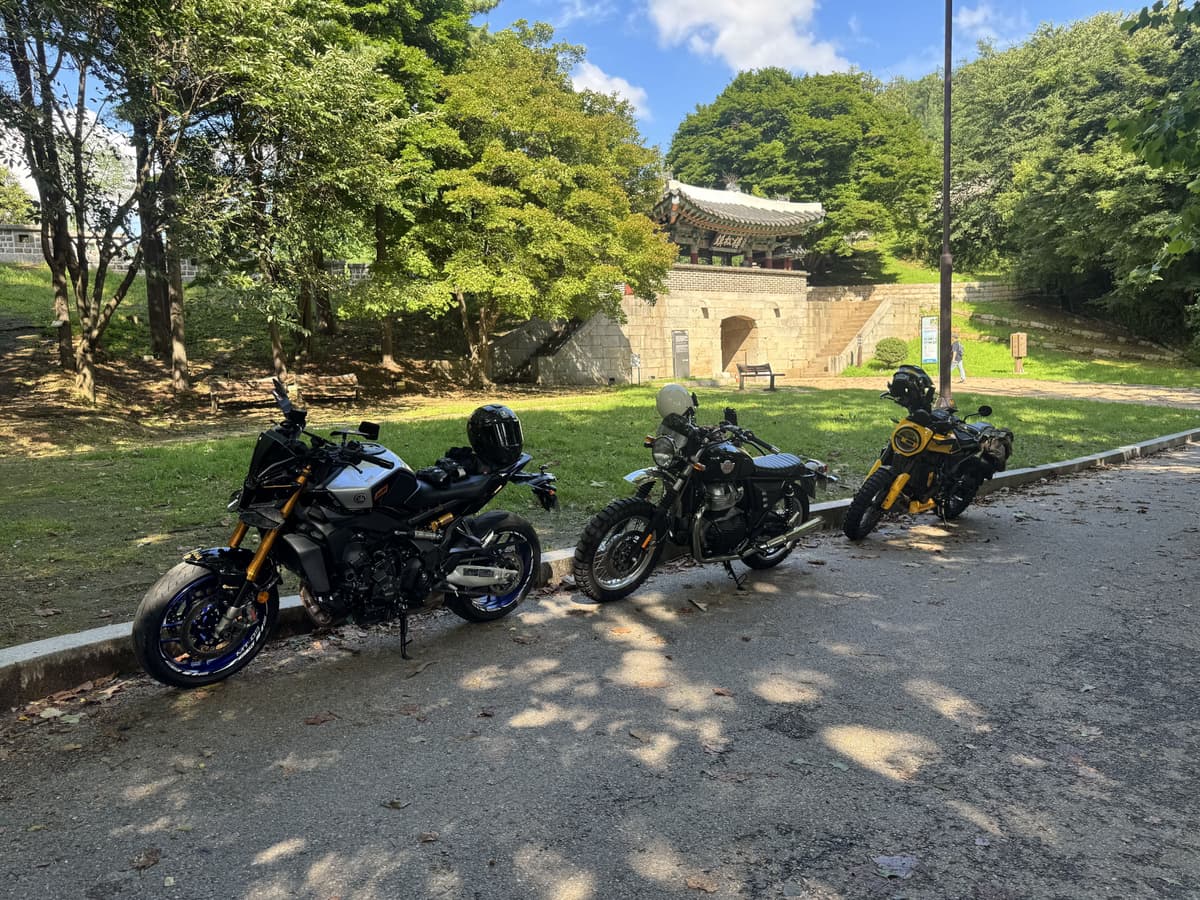 로얄엔필드 인터셉터 650 7
