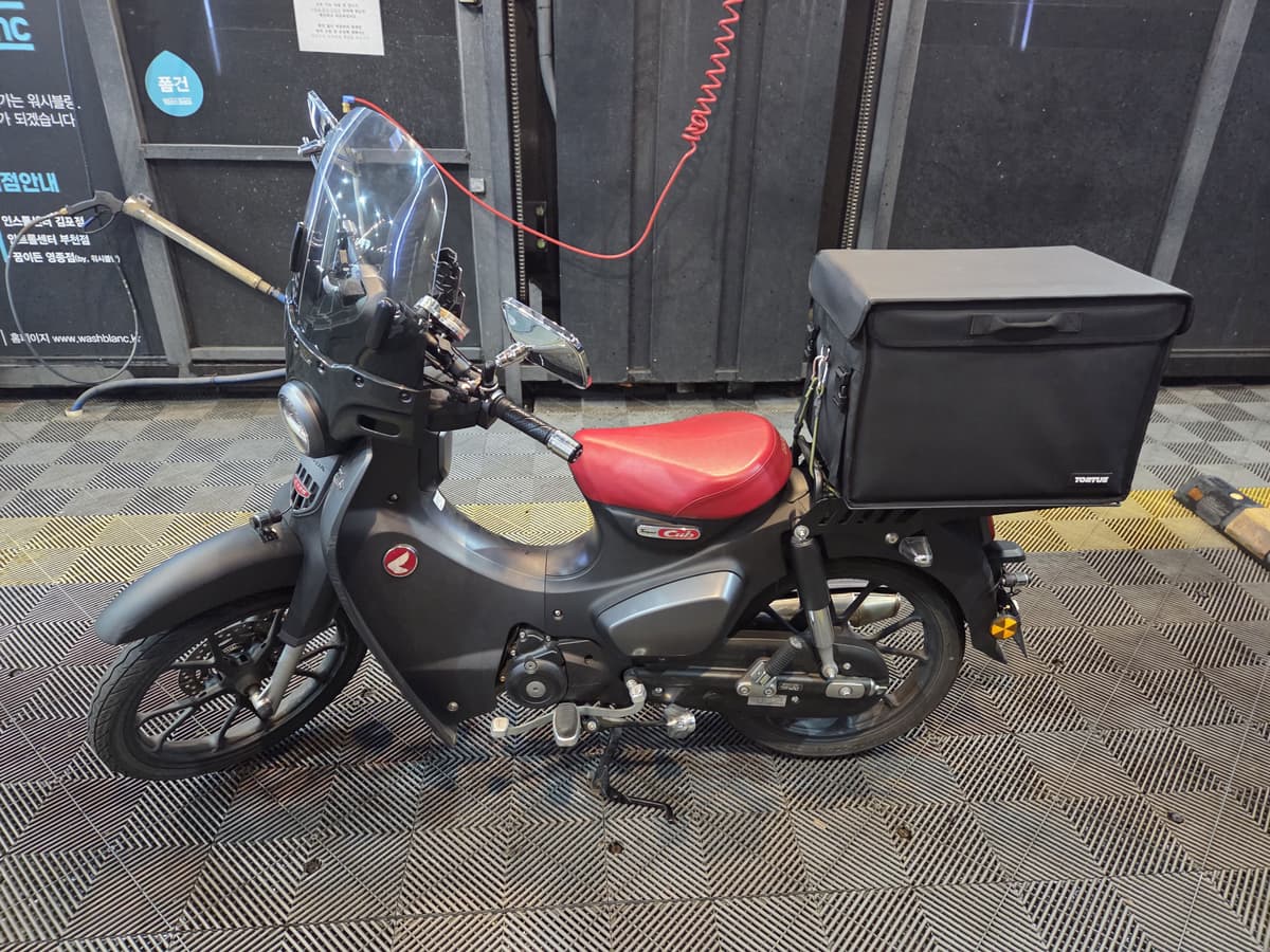 혼다 C 125 2
