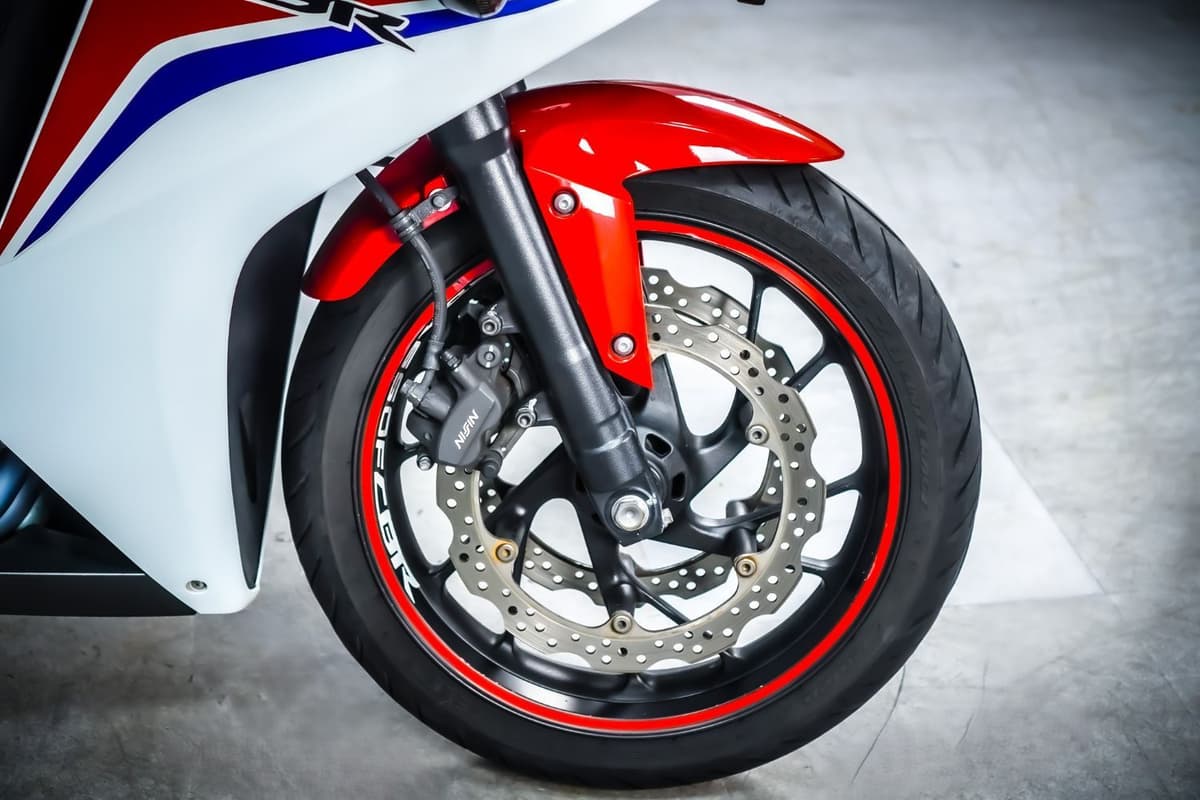 혼다 CBR 650 F 5