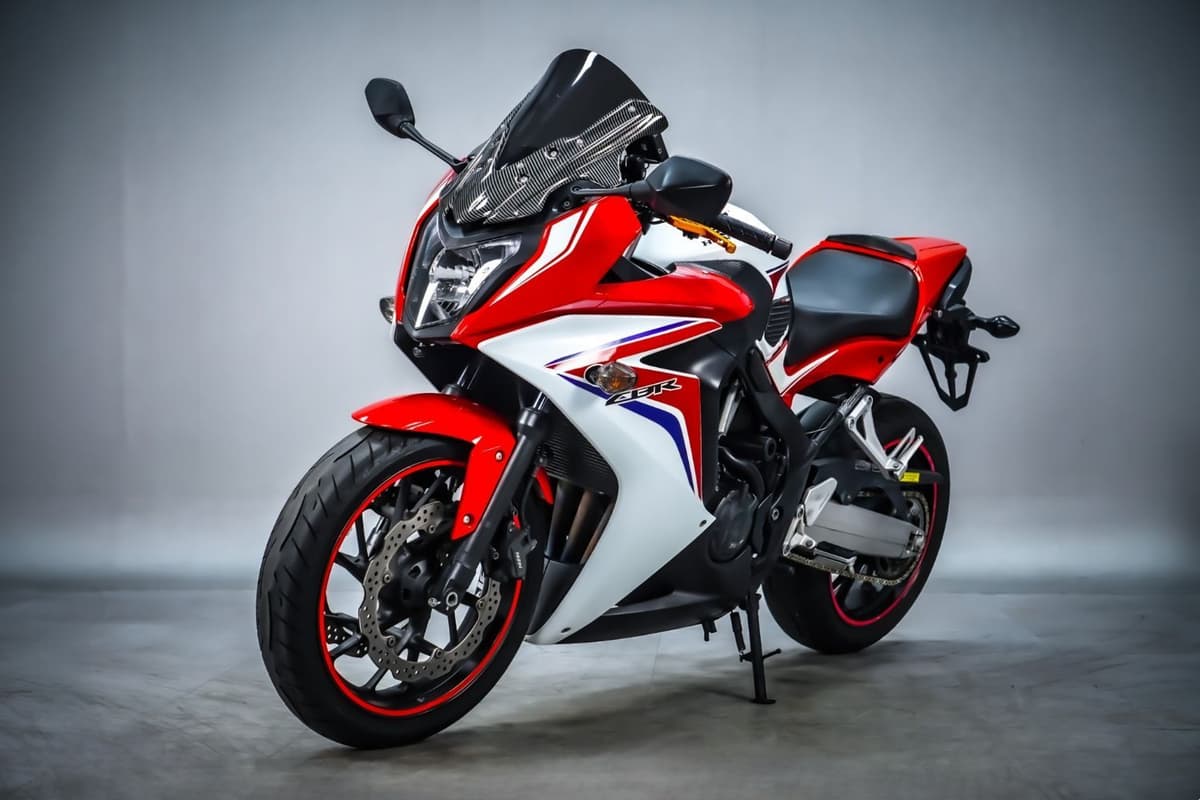 혼다 CBR 650 F 13