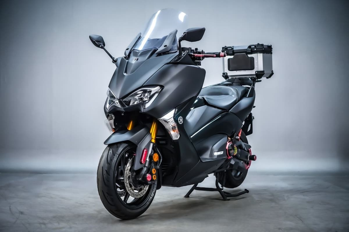 야마하 TMAX DX 14