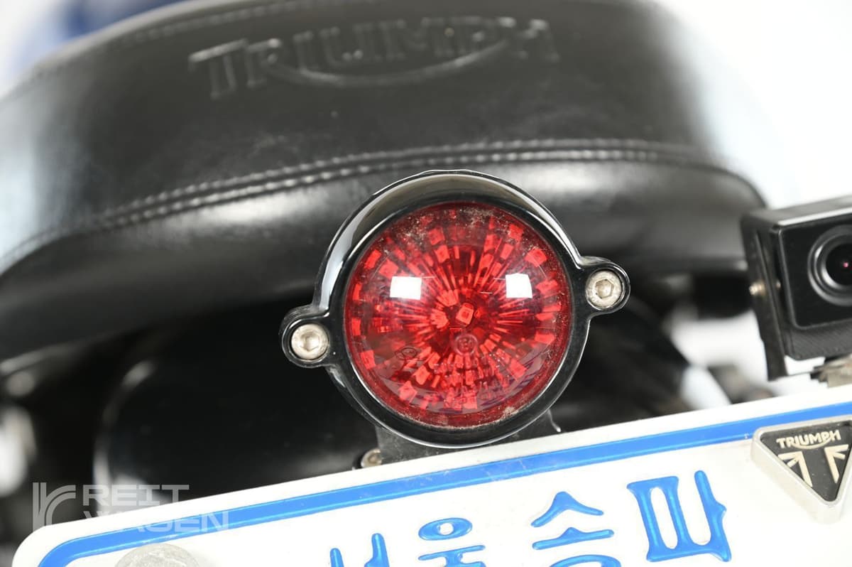 트라이엄프 본네빌 T100 40