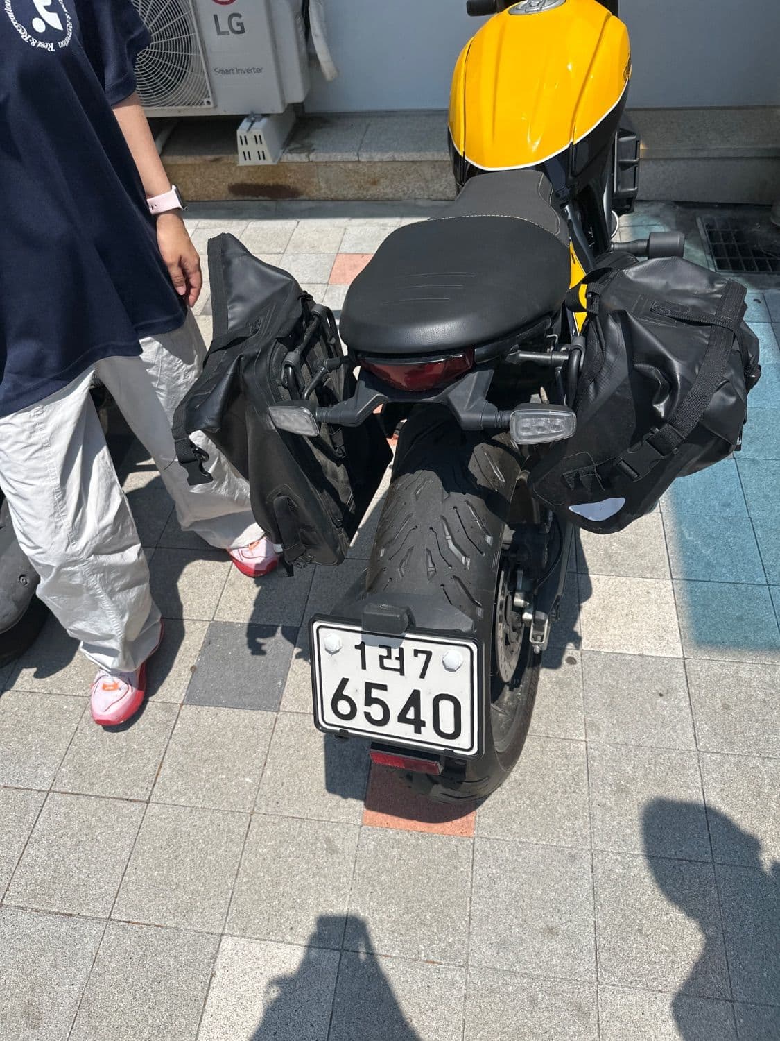 두카티 스크램블러 풀 스로틀 2