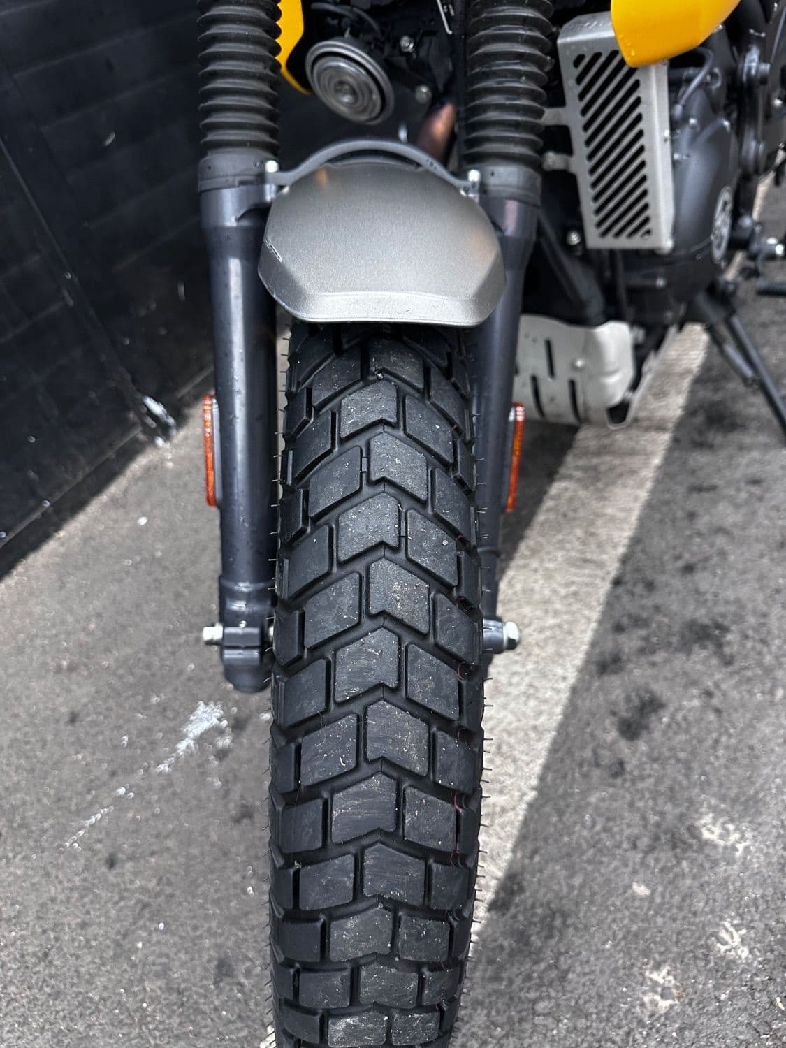 로얄엔필드 스크램 411 8