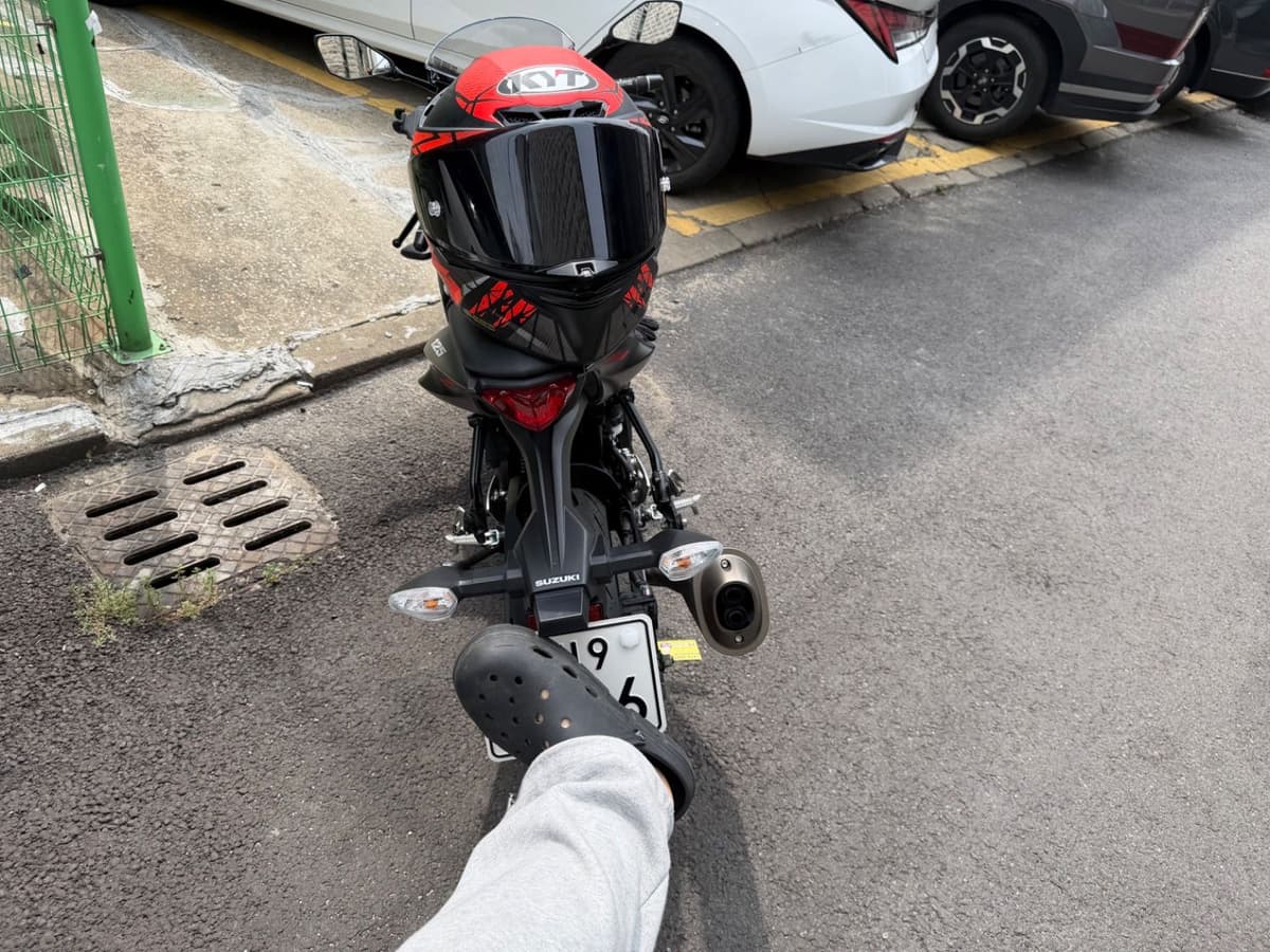 스즈키 GSX R 125 ABS 8