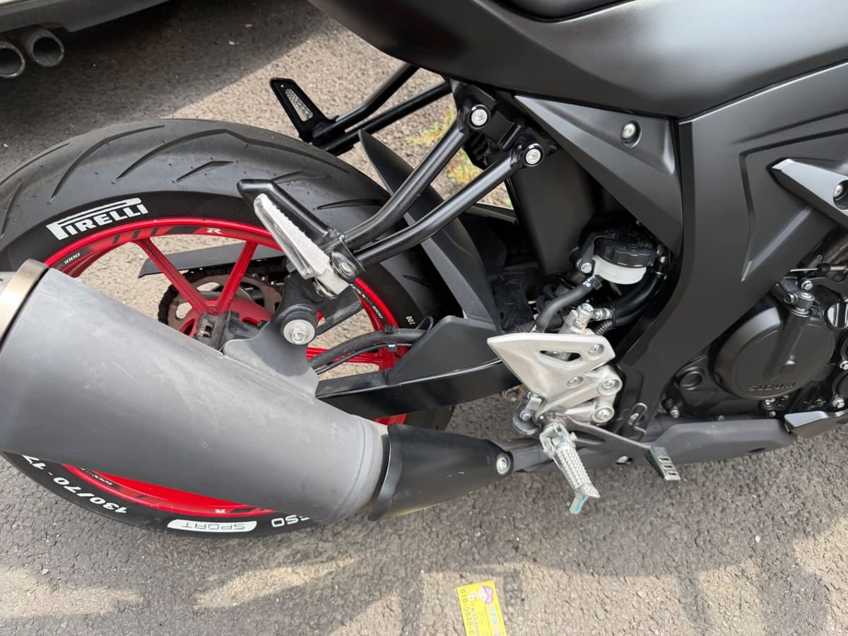스즈키 GSX R 125 ABS 6