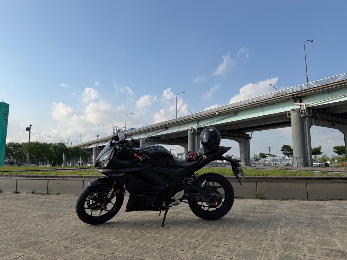 야마하 YZF R3 1