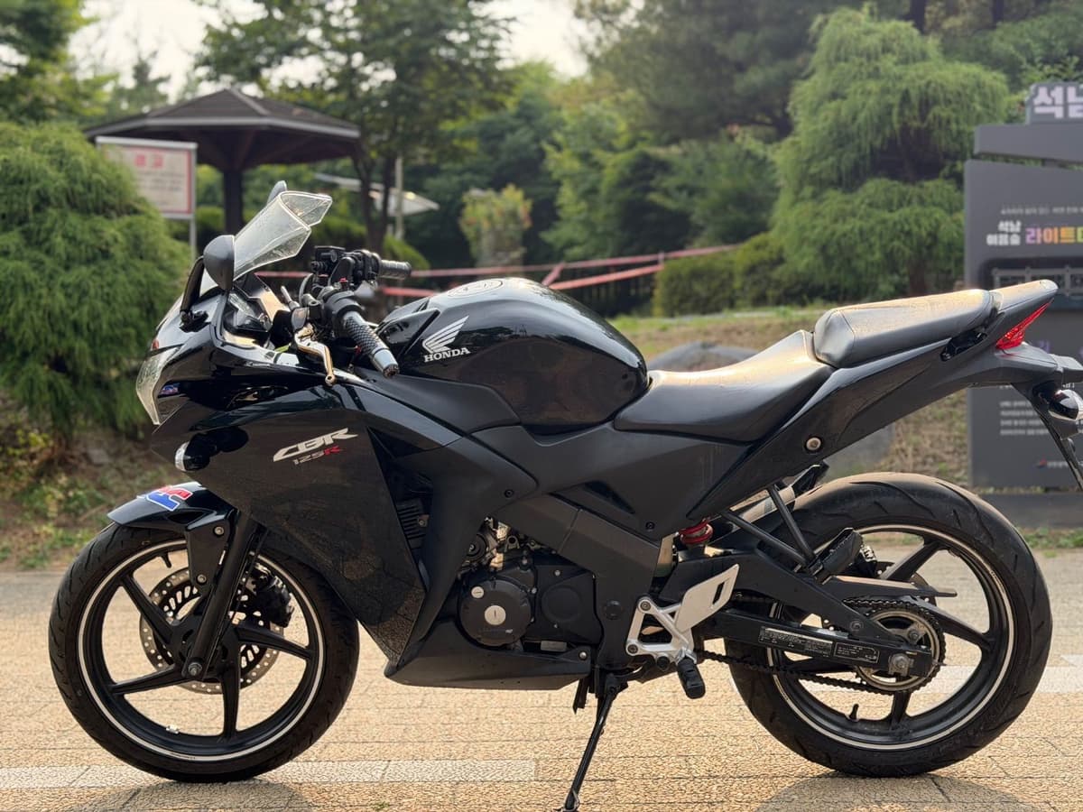 혼다 CBR 125 R 3