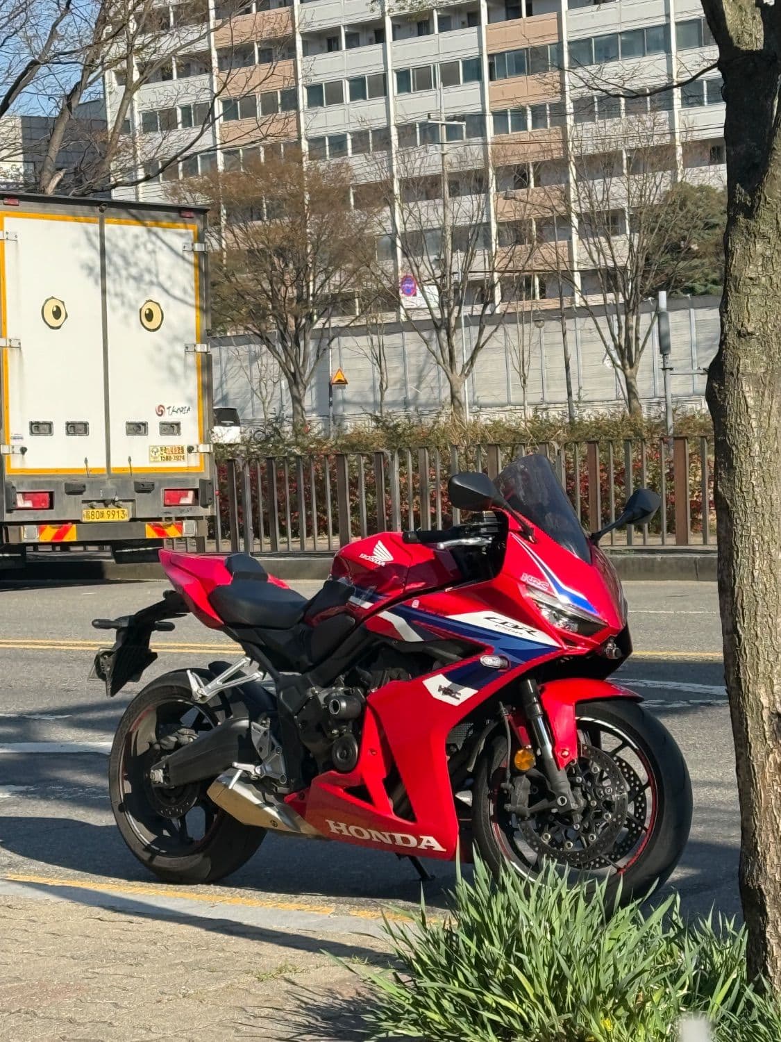 혼다 CBR 650 R E-CLUTCH 3