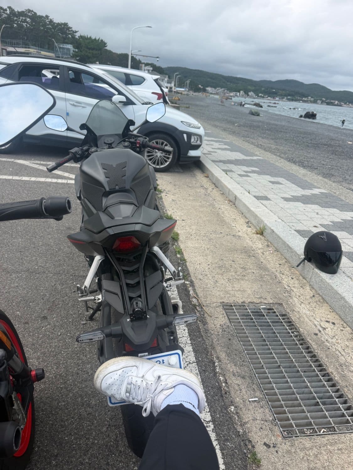 혼다 CBR 650 R MT 4