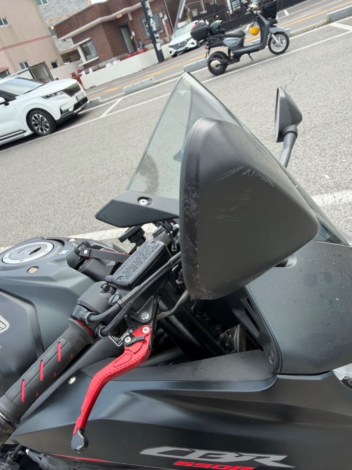 혼다 CBR 650 R MT 7