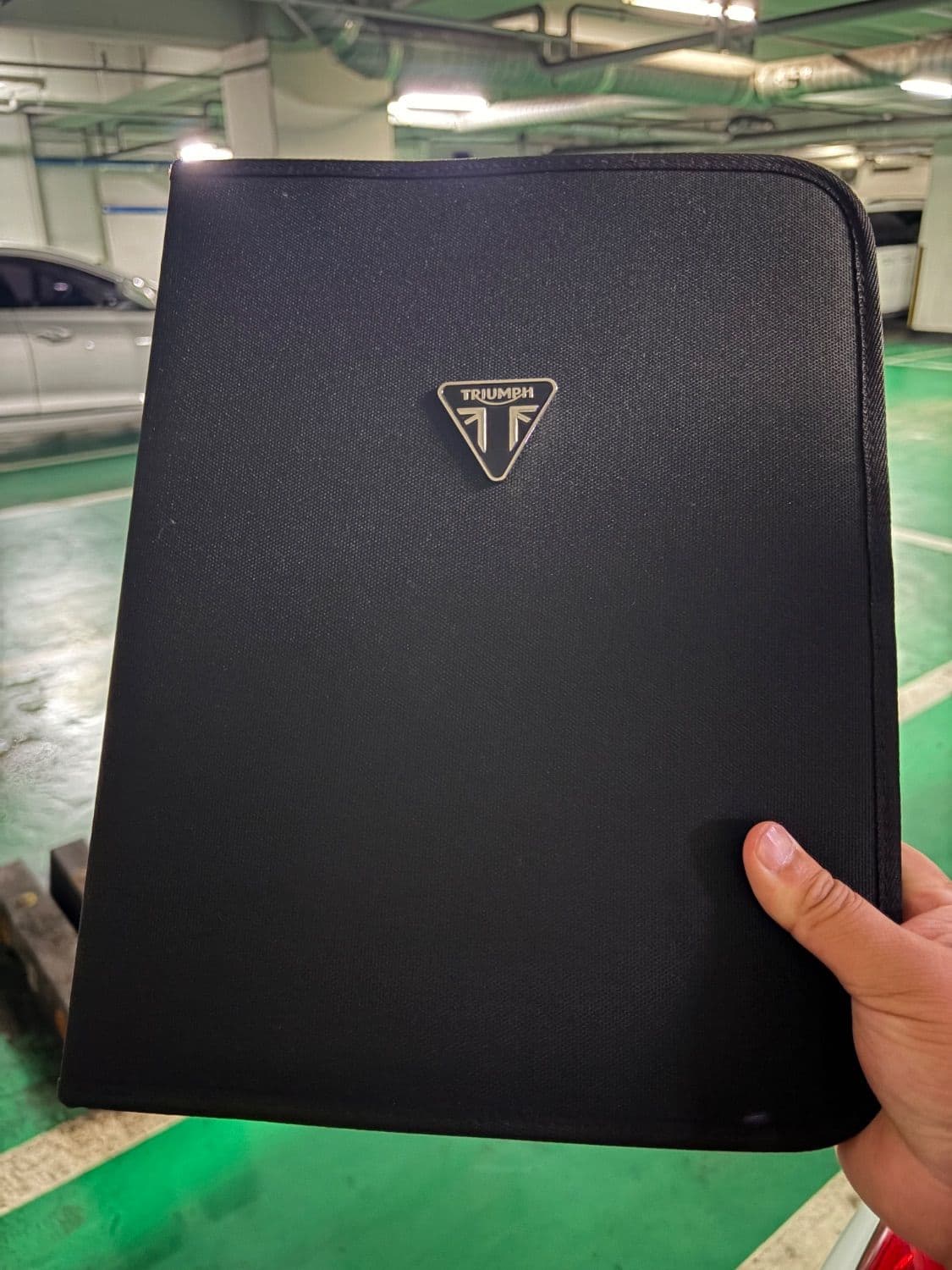 트라이엄프 트럭스턴 RS 7