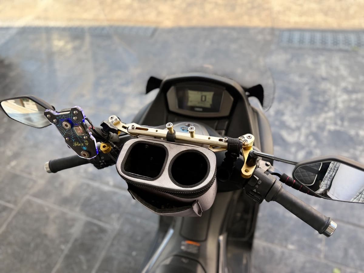 야마하 NMAX 125 7