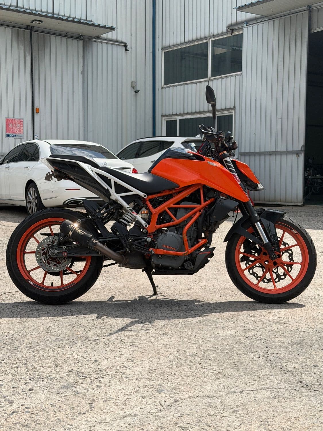 KTM 390 듀크 2