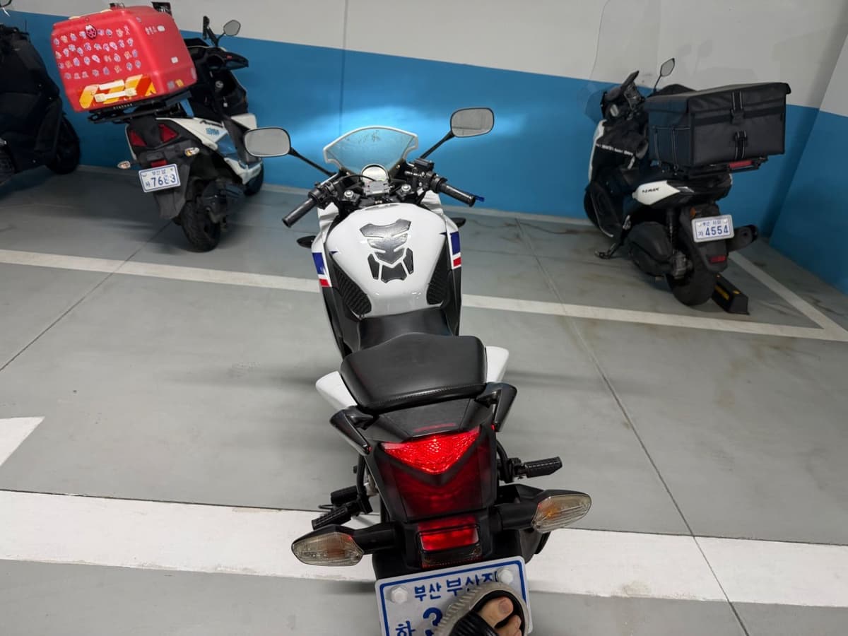 혼다 CBR 125 R 3