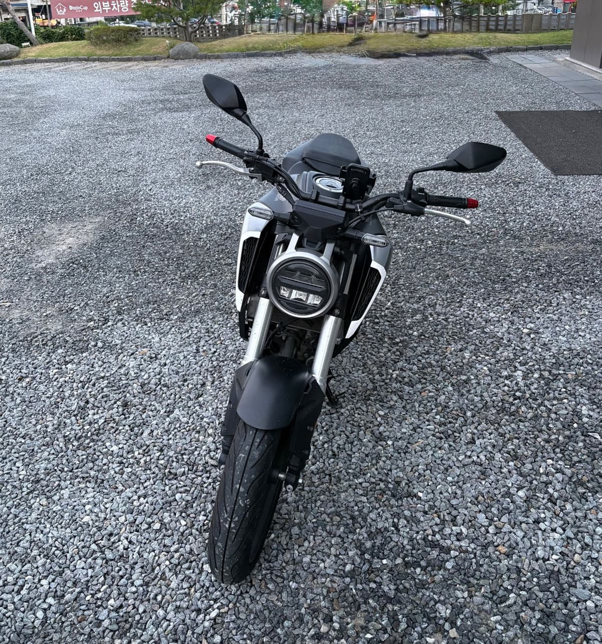 혼다 CB 125 R 4