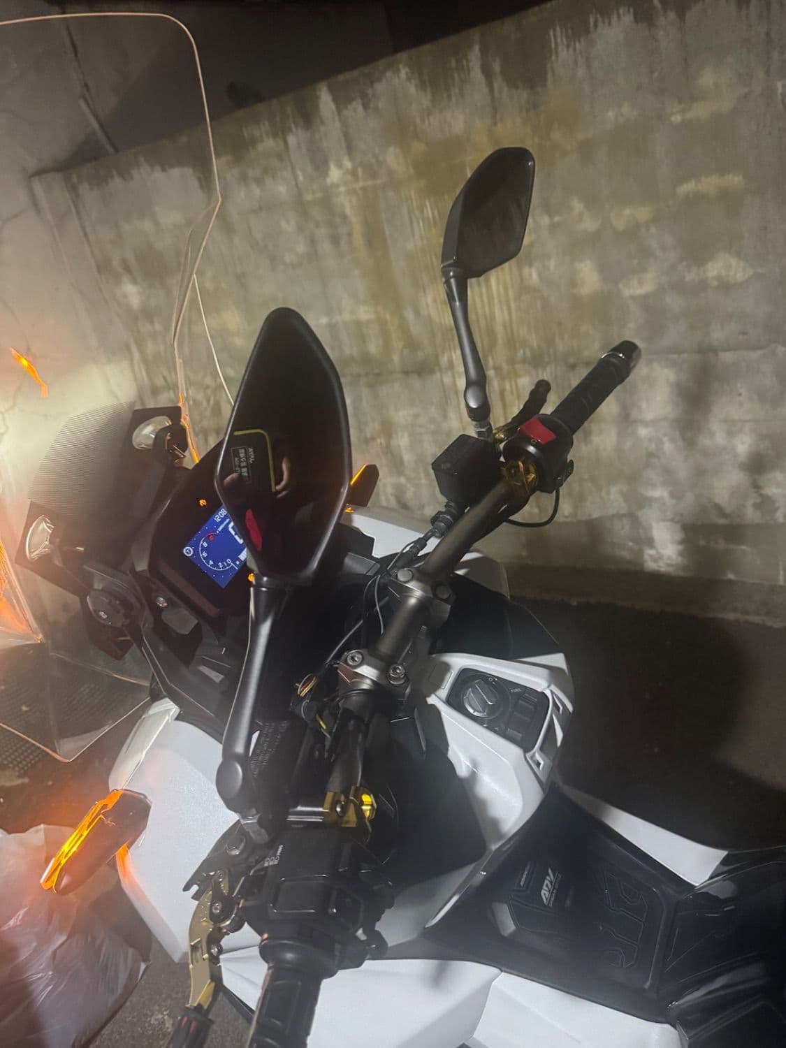 혼다 ADV 350 2