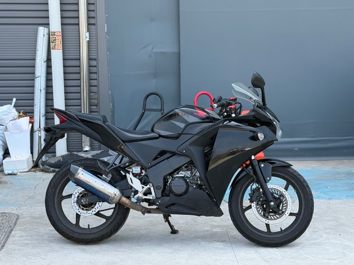 혼다 CBR 125 R 2