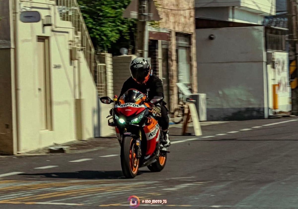 혼다 CBR 1000 RR 1