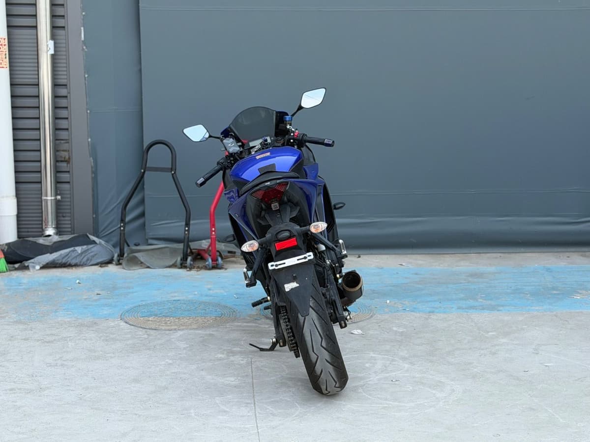 야마하 YZF R3 4