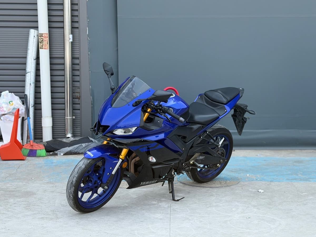 야마하 YZF R3 7