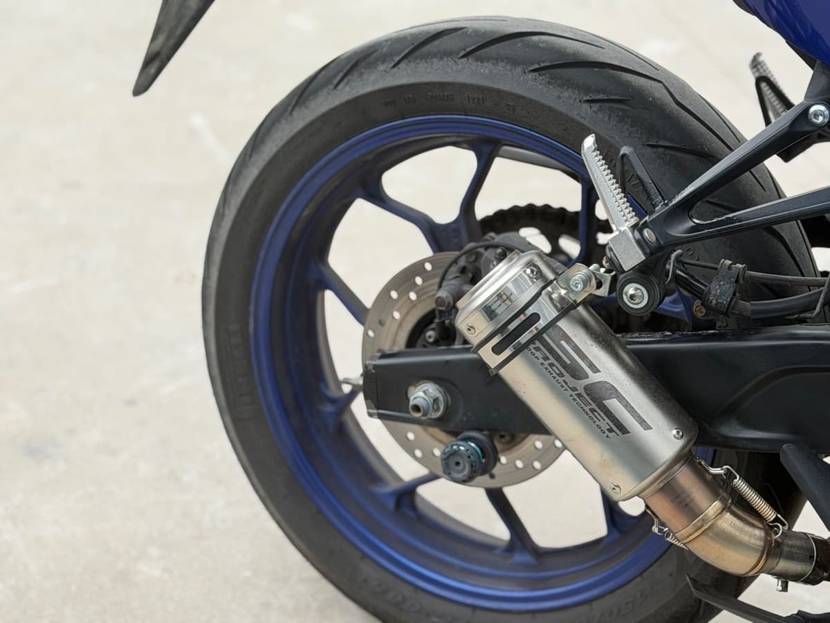 야마하 YZF R3 9