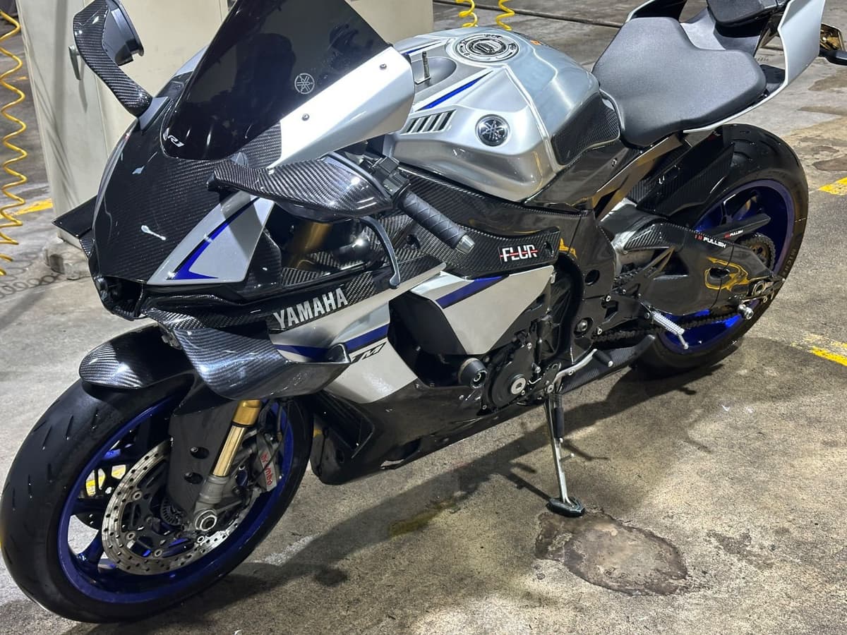 야마하 YZF R1 M 1
