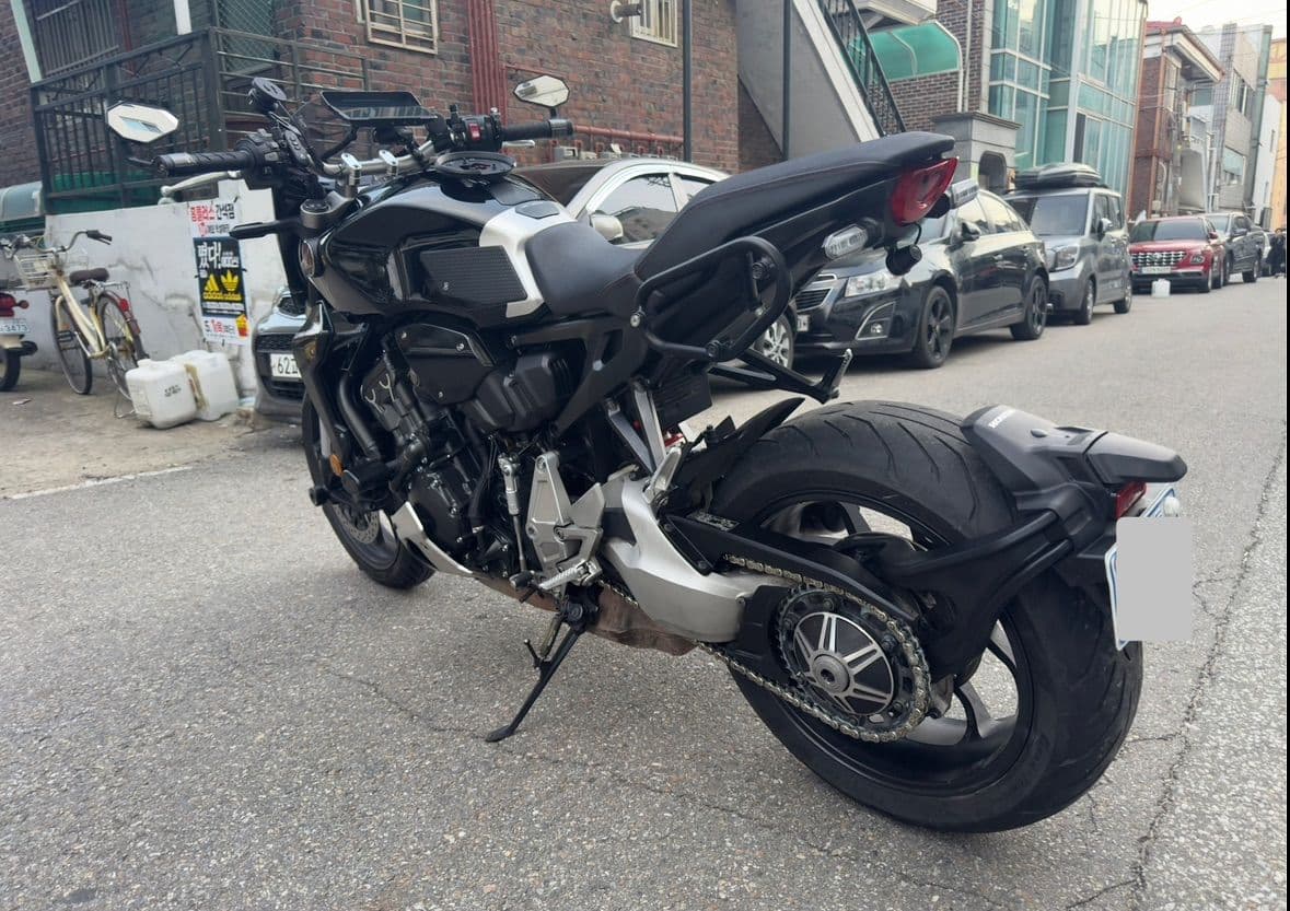 혼다 CB 1000 R 2