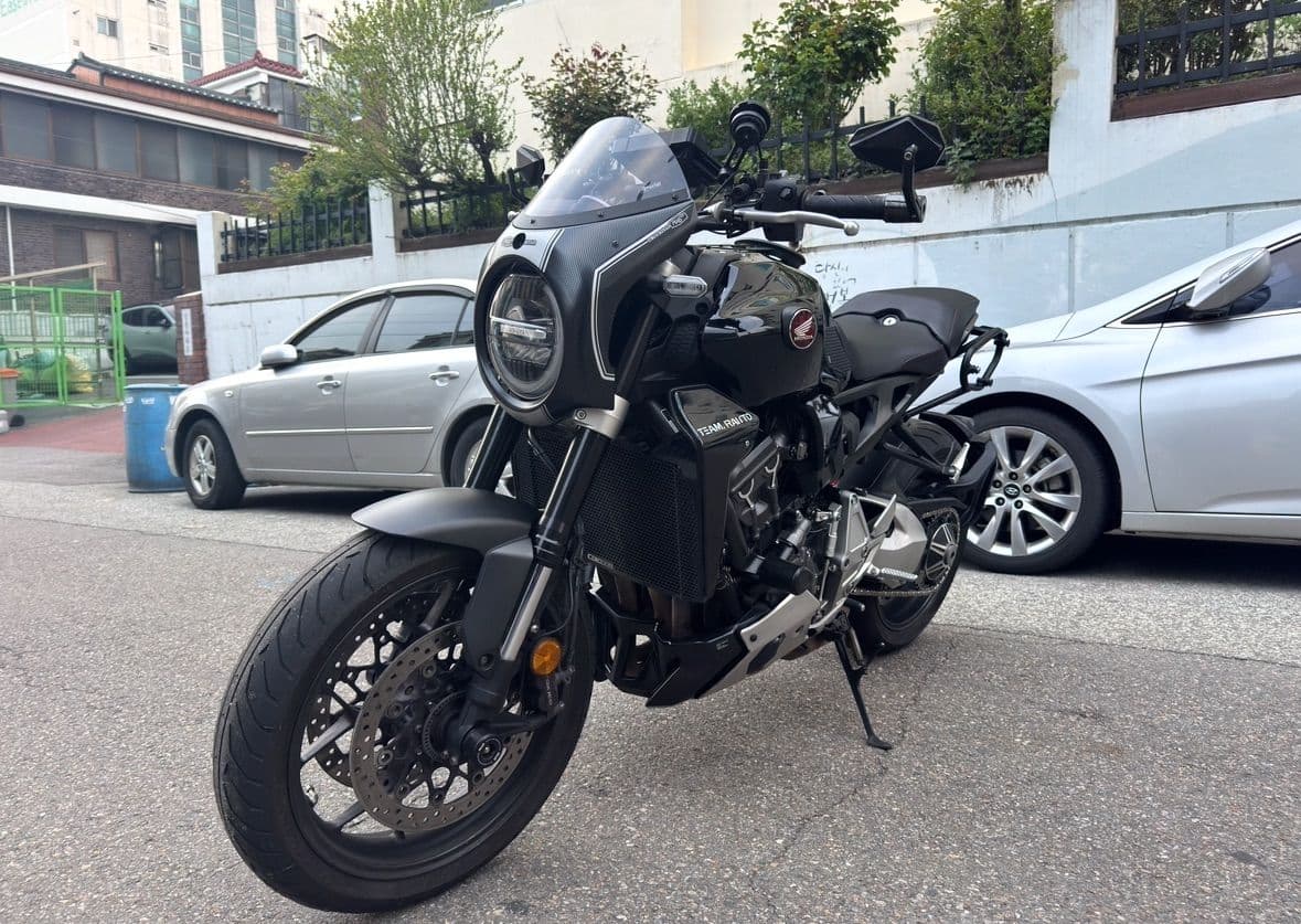 혼다 CB 1000 R 7