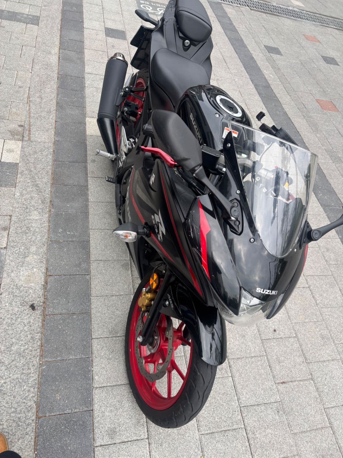 스즈키 GSX R 125 ABS 2