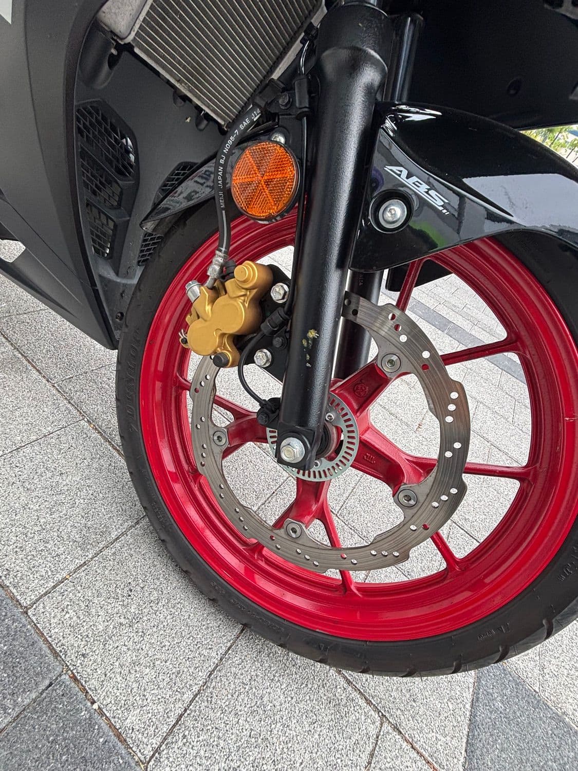 스즈키 GSX R 125 ABS 8