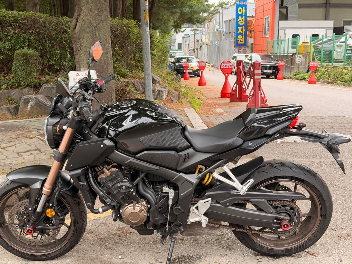 혼다 CB 650 R 3