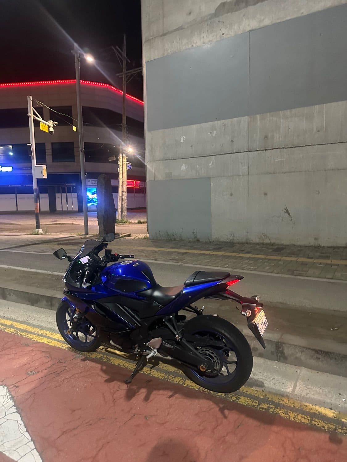 야마하 YZF R3 2