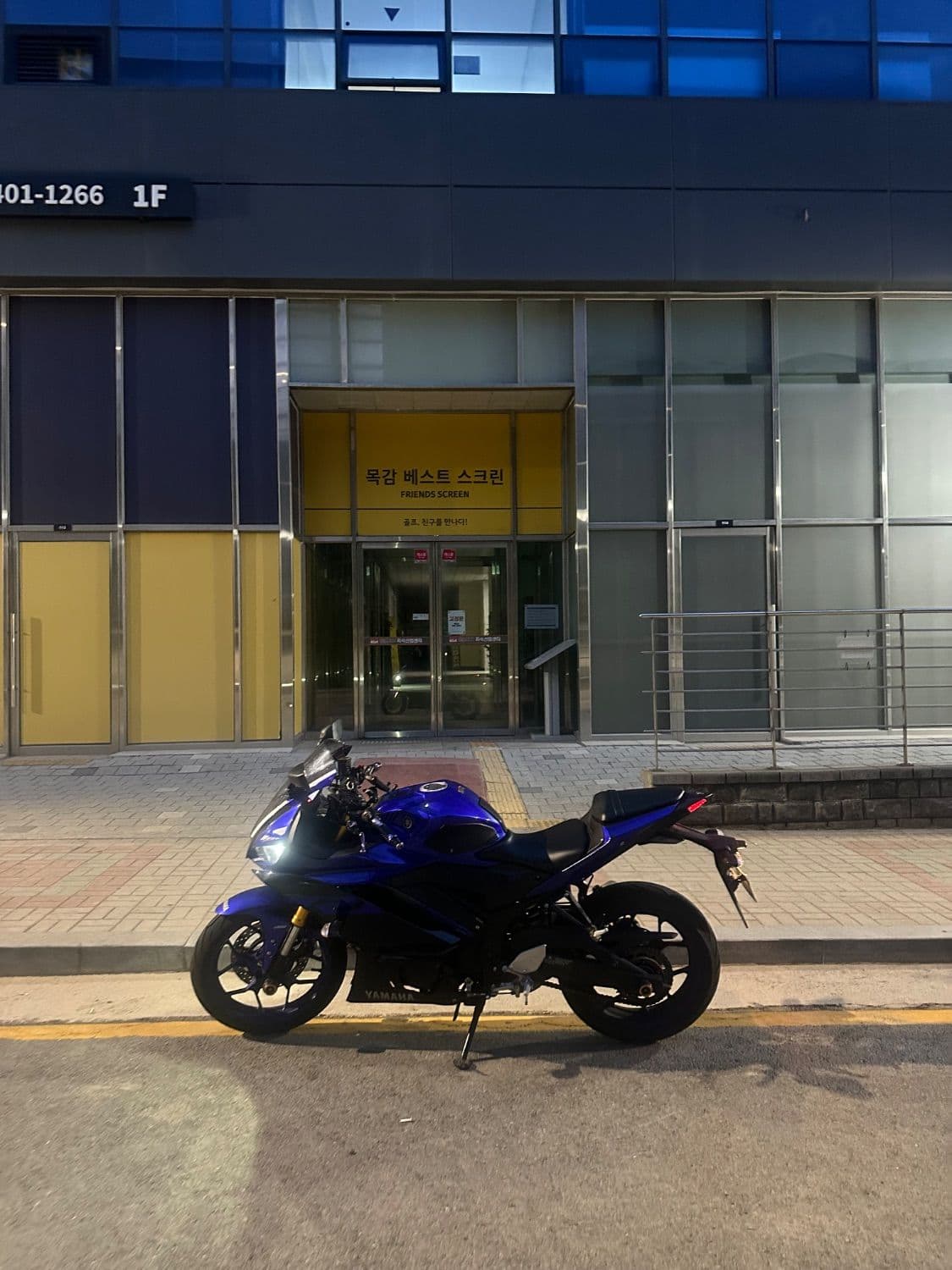 야마하 YZF R3 6