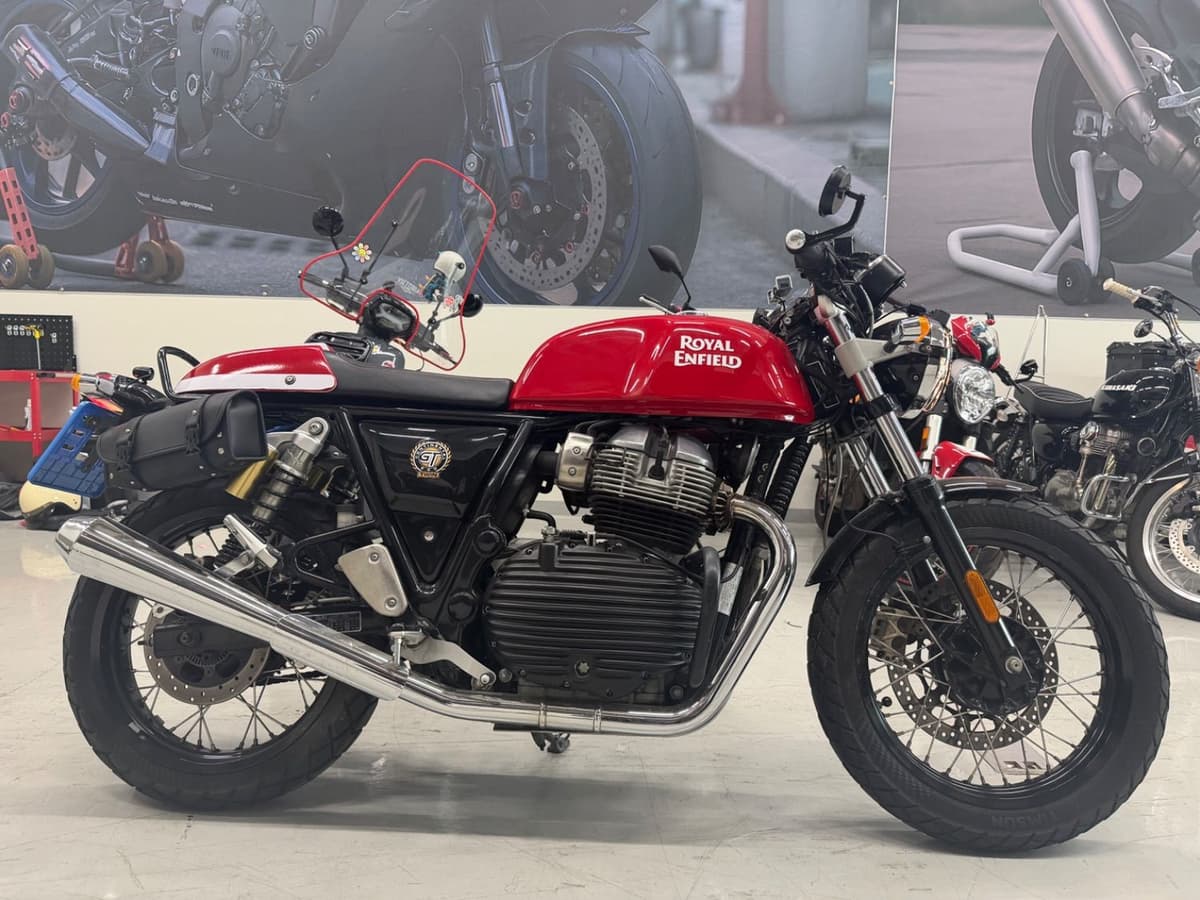 로얄엔필드 컨티넨탈 GT 650 2