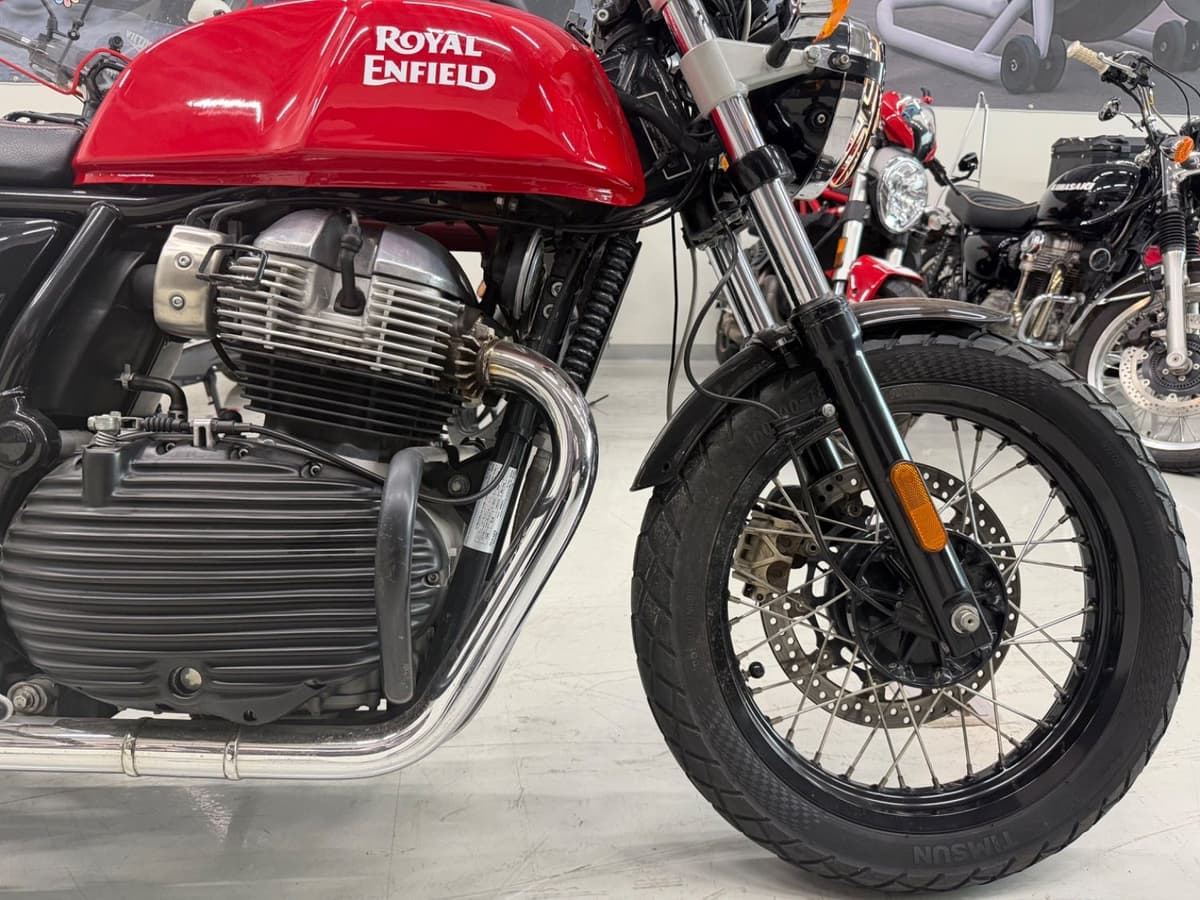 로얄엔필드 컨티넨탈 GT 650 9