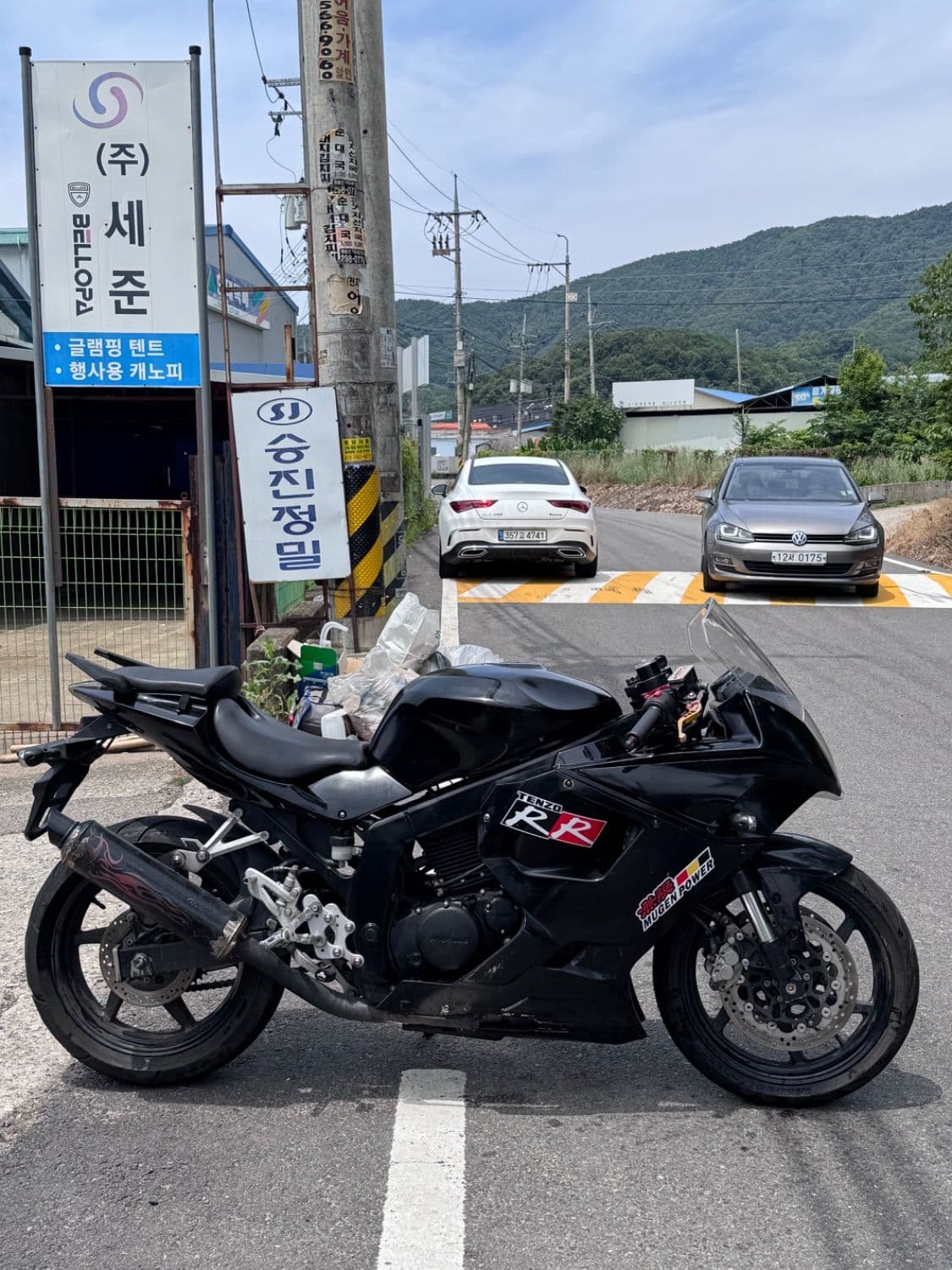 KR모터스 코멧 250 4