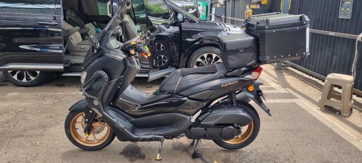 야마하 NMAX 125 4
