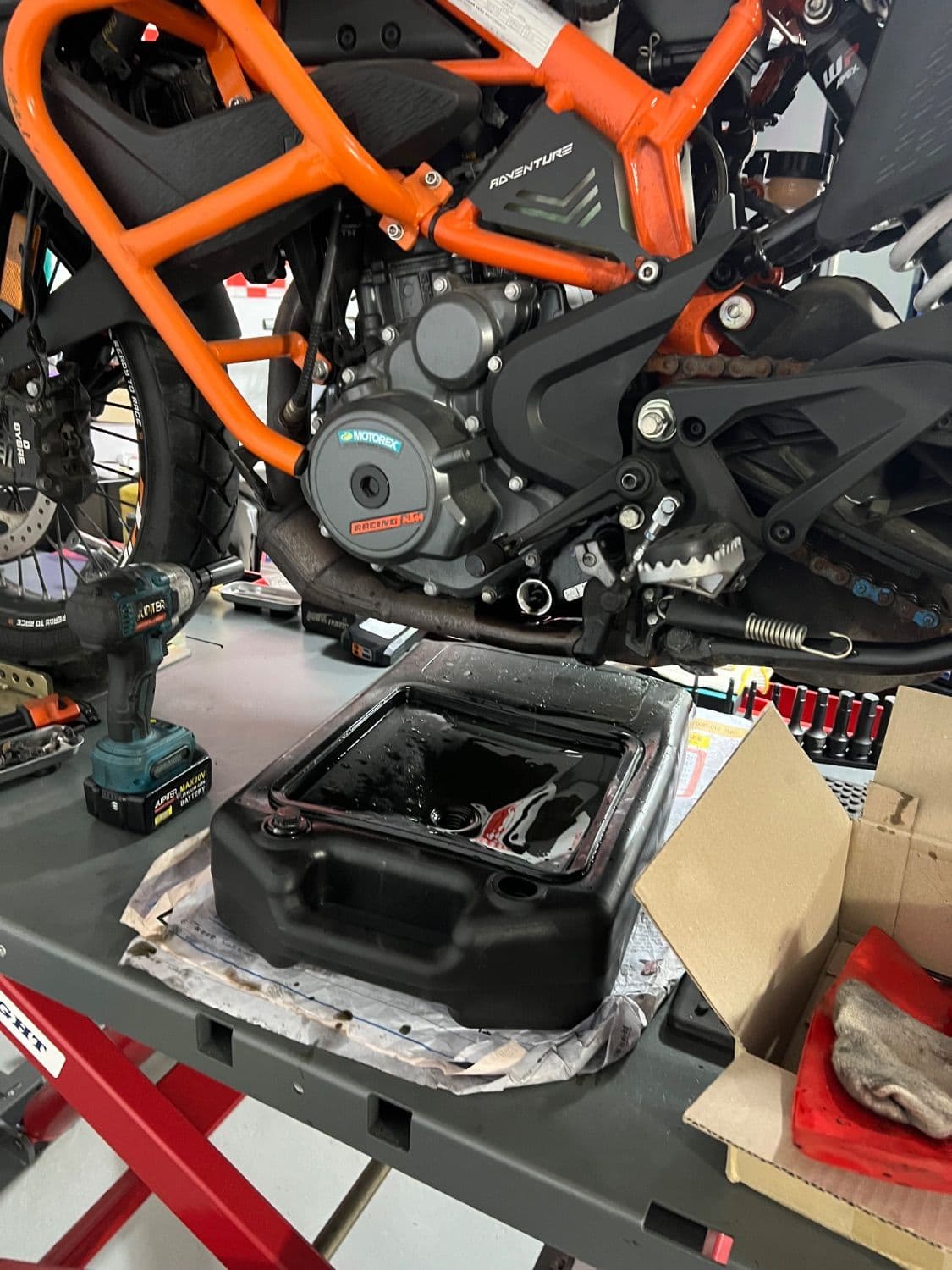 KTM 390 어드벤처 SW 11
