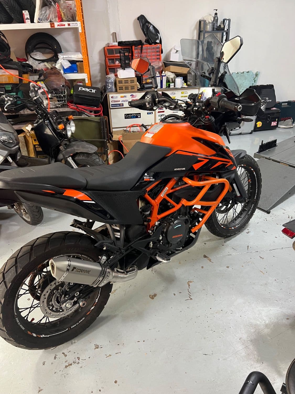 KTM 390 어드벤처 SW 8