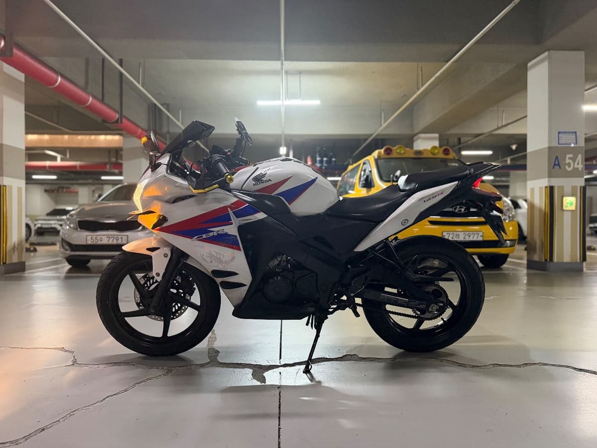 혼다 CBR 125 R 3