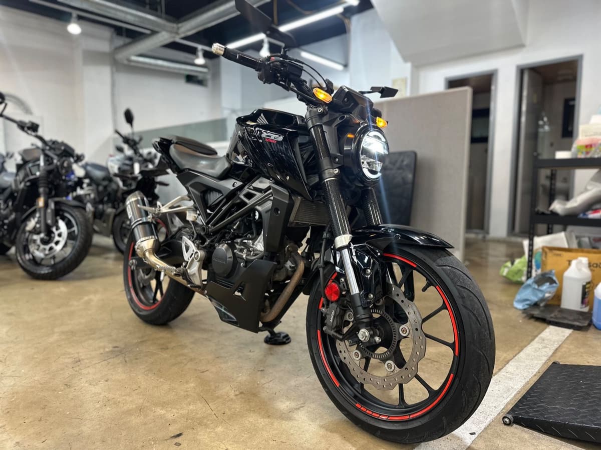 혼다 CB 125 R 2