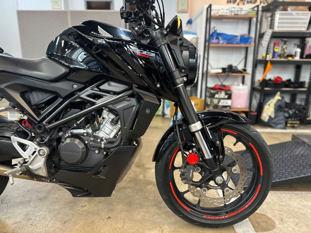 혼다 CB 125 R 8