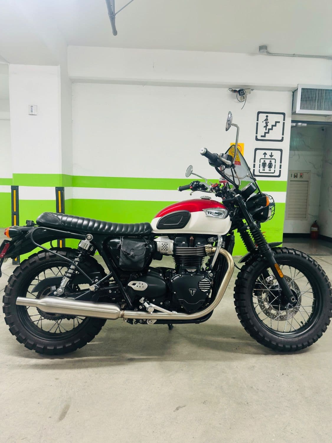트라이엄프 본네빌 T100 5