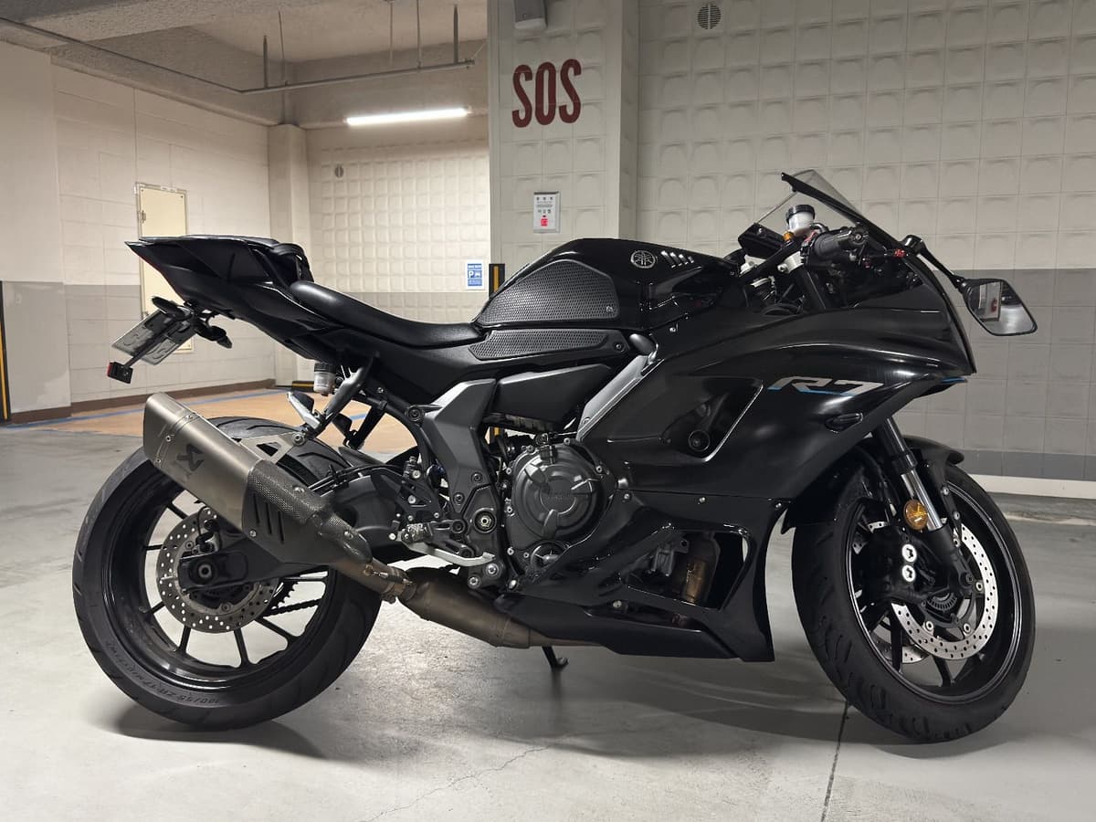 야마하 YZF R7 2