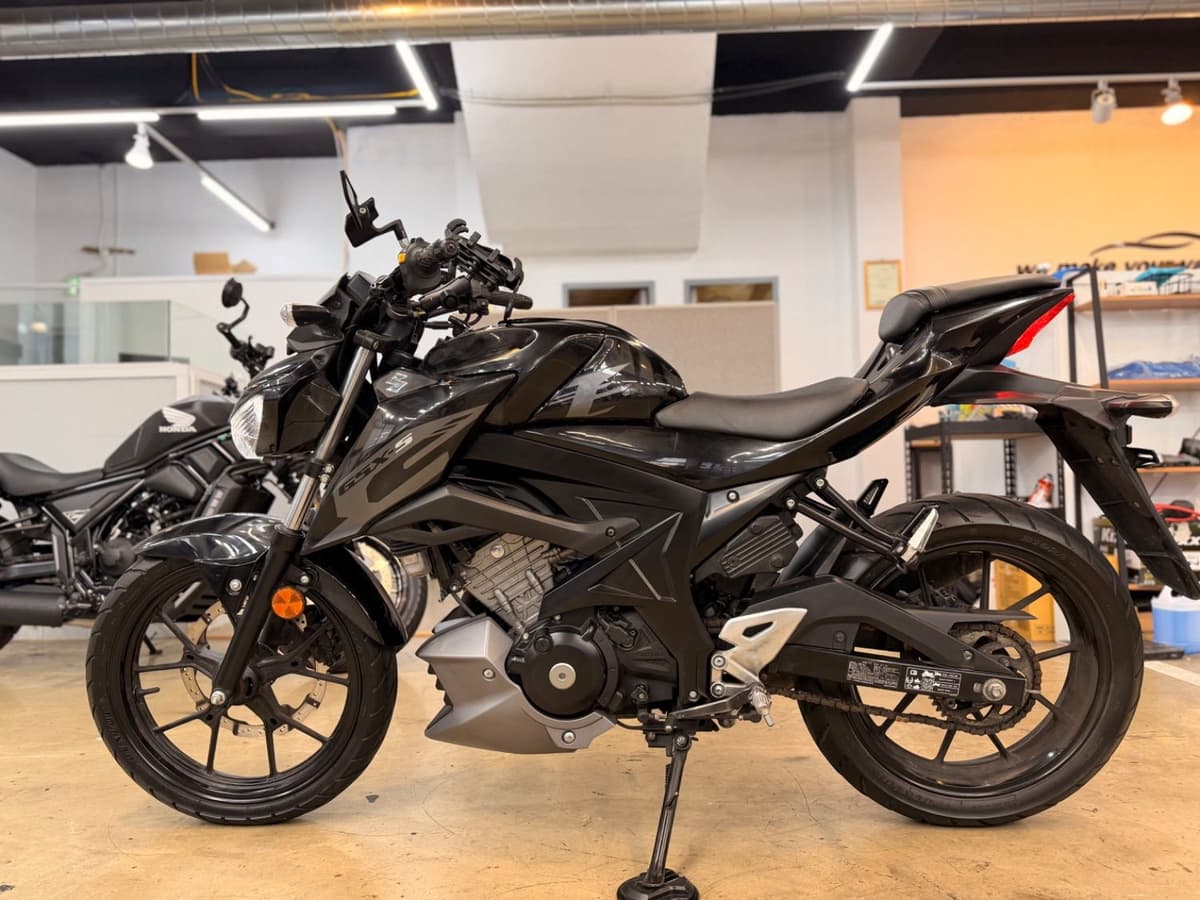 스즈키 GSX S 125 6