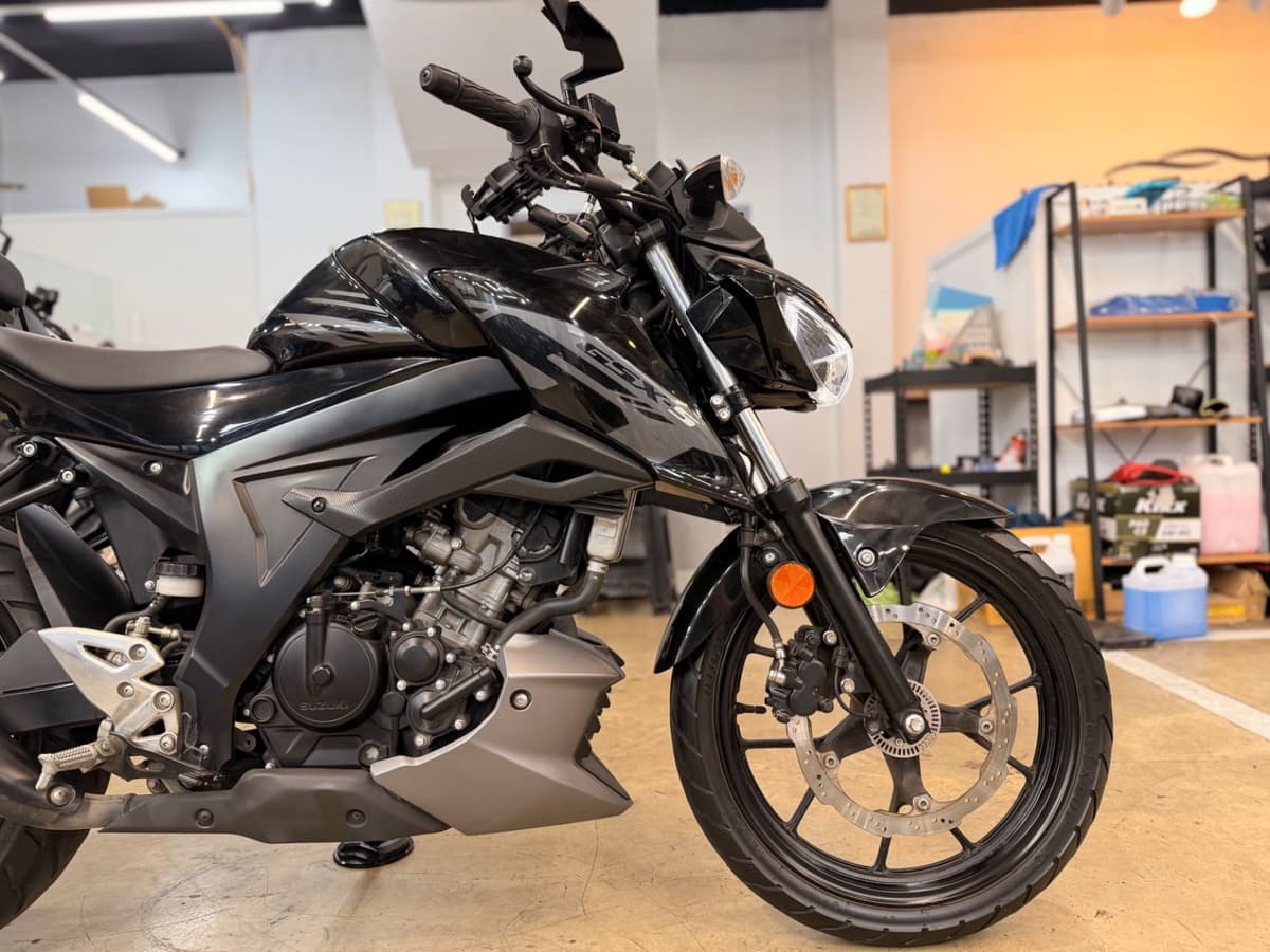 스즈키 GSX S 125 4